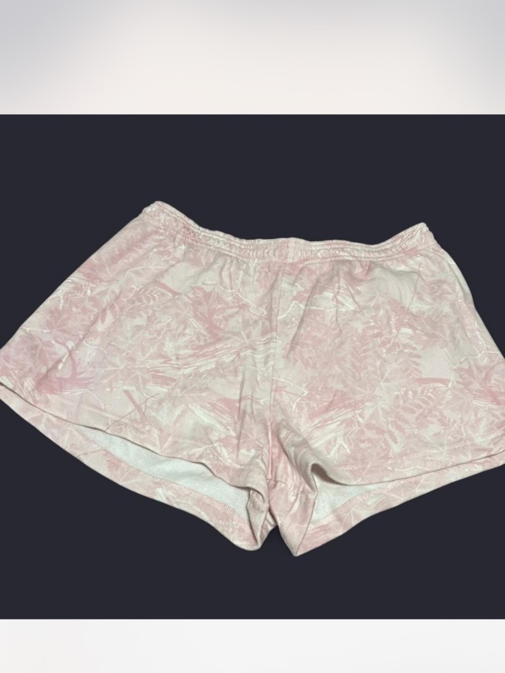 Pacsun pink camo shorts size large